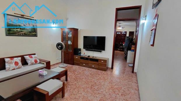 TÔN THẤT TÙNG - ĐỐNG ĐA - DT 82 M2 x 4T - MT 4.4M - 25.5 TỶ - 10M RA PHỐ - NGÕ Ô TÔ-KD TỐT - 2