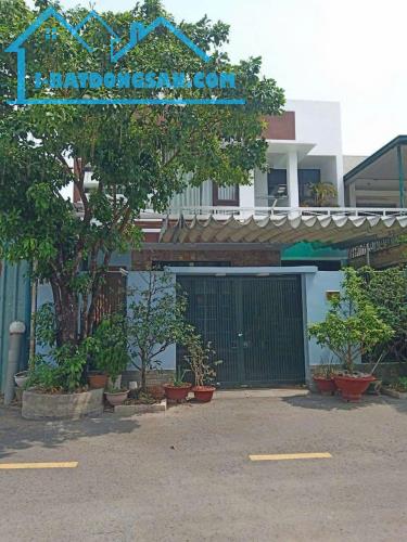 GẤP GẤP CHÍNH CHỦ CẦN RA GẤP CĂN NHÀ 200m2 Đường Cách Mạng Tháng Tám- Phường Quang Vinh- - 4