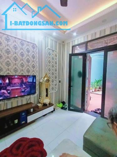 💥💥💥 CỰC PHẨM #CỔ LINH- THẠCH BÀN -42m2x5Tầng-Full nội thất- Ô tô gần - 1