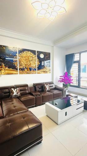 TÔN THẤT TÙNG - ĐỐNG ĐA - DT 82 M2 x 4T - MT 4.4M - 25.5 TỶ - 10M RA PHỐ - NGÕ Ô TÔ-KD TỐT - 2
