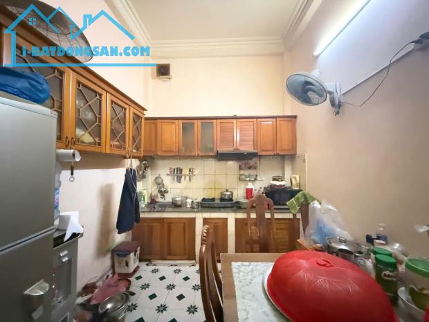 BÁN GẤP NHÀ CHÍNH KINH (THANH XUÂN) - 38m2 4 TẦNG – NGÕ 3 XE MÁY TRÁNH – KINH DOANH