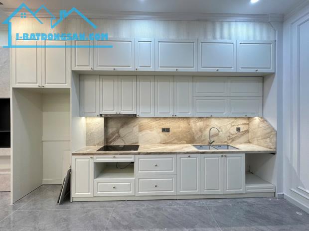 Siêu phẩm 6 tầng, Nguyễn Văn Cừ, thang máy, full nội thất xịn xò, 70m MT  5.2m, nhỉnh 12tỷ - 1