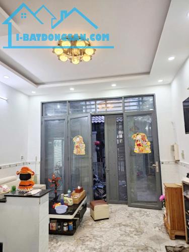 Bán nhà Bùi Minh Trực Phường 5 Quận 8 - Giá 4.3 tỷ