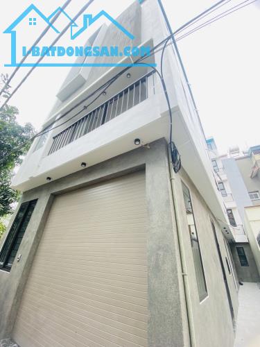 Nhà 5 tầng phố Việt Hưng, lô góc, full nội thất, ô tô cách 10m, 45m, MT 5.3m, nhỉnh 7 tỷ
