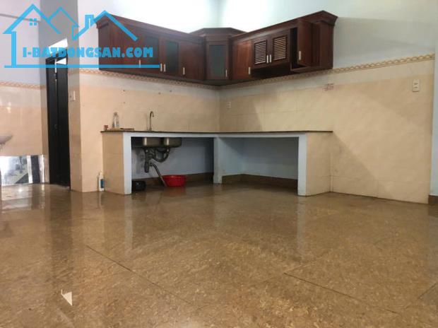 bán nhà hẻm xe hơi thạnh lộc 15, cách đường lớn hà huy giáp 50m2, phường thạnh lộc q12, - 2