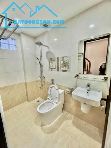 Bán Nhà Lĩnh Nam gần trường tiểu học Mai Động 33.3mx5tầng 7.3 Tỷ - 1