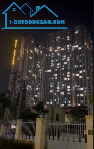 Chính chủ bán hoặc cho thuê căn hộ chung cư 2 PN Opal Skyline view đẹp.
