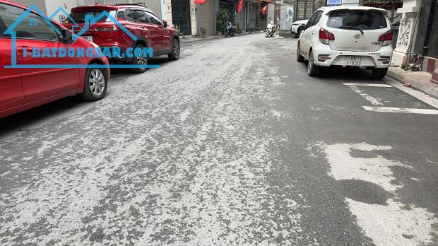 SIÊU HIẾM NHÀ MỚI, PHÂN LÔ NGUYỄN VĂN CỪ 36M, 7T, MT4M, GARA, THANG MÁY, FULL NỘI THẤT.