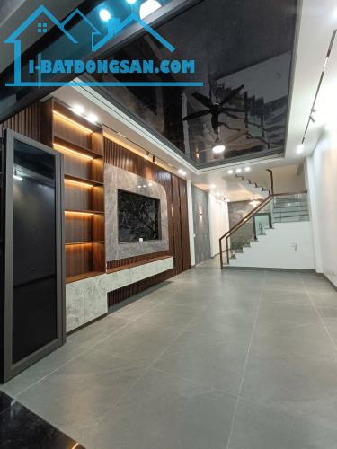 BÁN NHÀ SIÊU ĐẸP 4.45 TỶ 3 TẦNG 72M2 CÓ SÂN Ô TÔ KHU ĐỒNG QUÝT - 1