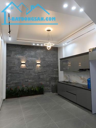 BÁN NHÀ SIÊU ĐẸP 4.45 TỶ 3 TẦNG 72M2 CÓ SÂN Ô TÔ KHU ĐỒNG QUÝT - 3