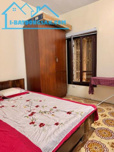 Cho thuê căn hộ khu tập thể 6A Chương Dương, Hoàn Kiếm 80m, 2 ngủ, đủ đồ giá 12tr - 3
