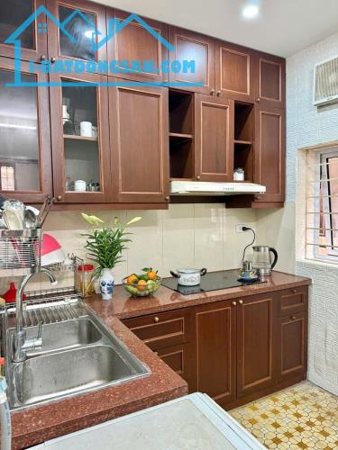 Cho thuê căn hộ khu tập thể 6A Chương Dương, Hoàn Kiếm 80m, 2 ngủ, đủ đồ giá 12tr - 5