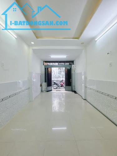 Mặt tiền kinh doanh Bùi Minh Trực, Quận 8 - 4x32m, KD sầm uất, dòng tiền ổn định, giá - 2