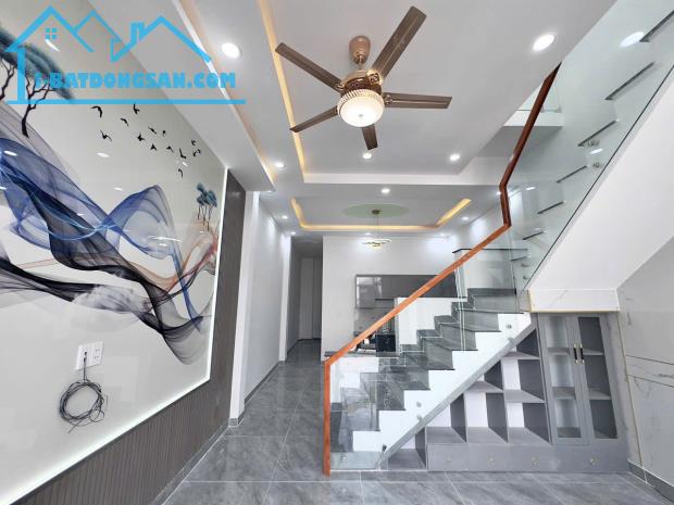 Bán nhà 1 Trệt 1 Lầu Bửu Hòa,đường 2 ô tô,gần chợ Đồn,giá siêu hot - 3