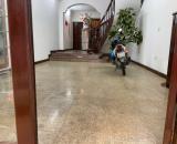 Cho thuê MBKD ngõ ô tô Đê Trần Khát Chân, 4 tầng x 80m2, mặt tiền 5m, 5PN, 4 WC, 35 Triệu