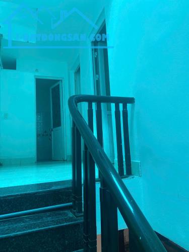 Cho thuê nhà ngõ 191 Minh Khai, 2 tầng x 50m2, 2 ngủ, 10 Triệu - ưu tiên hộ gia đình - 5