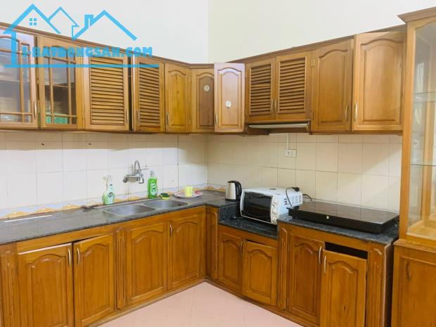 Cho thuê riêng ở và làm CHDV phố Phan Đình Giót, Hà Đông 70m x 3T giá 12 triệu - 1