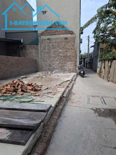 LÔ GÓC - ĐẤT Ỷ LA DƯƠNG NỘI -DT 50M - NGÕ NÔNG Ô TÔ CỰC GẦN XÂY 5 TẦNG QUÁ ĐẸP - 3
