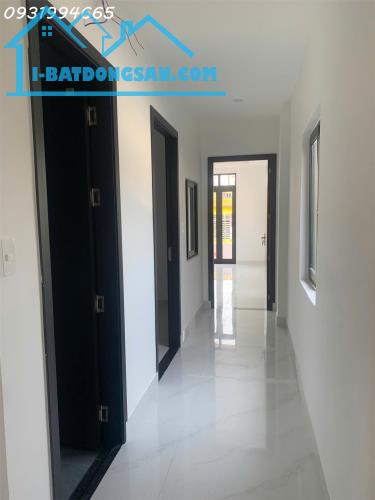 Cần bán căn nhà mặt tiền đường Nguyễn Phan Vinh. Sơn trà . Tuyến đường kinh doanh buôn bán - 2