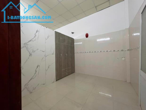 Bán nhà mặt tiền đường Hà Duy Phiên, Phường Hòa Xuân, Quận Cẩm Lệ, giá chỉ 3 tỷ 750 tl - 1