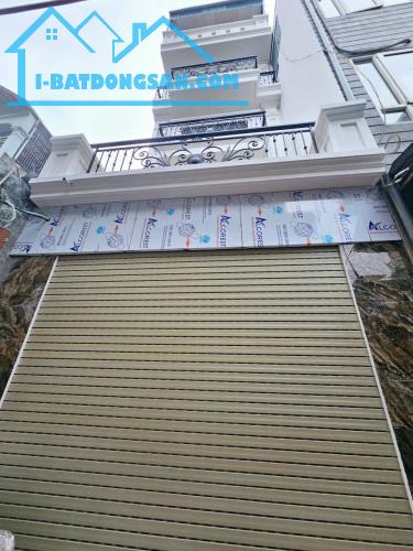Siêu Phẩm.Bán Nhà Chu Huy Mân, Long Biên 51m2, 6T, giá 8,35 tỷ (Thang máy, ô tô gần)