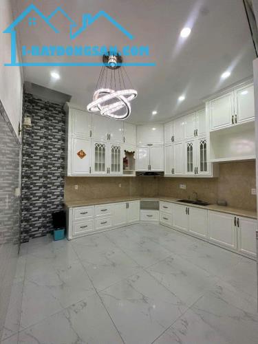 SIÊU PHẨM QUẬN 6 - 4 TẦNG 4PN - HẺM THÔNG - 1