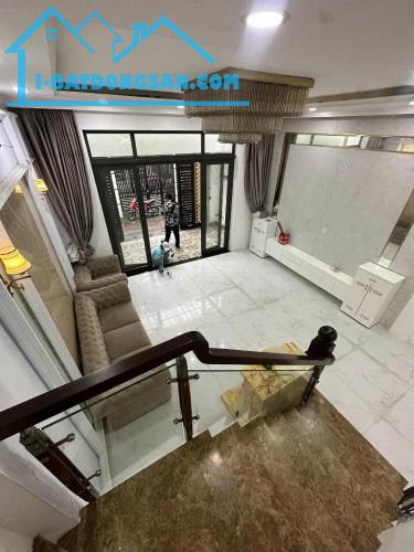 SIÊU PHẨM QUẬN 6 - 4 TẦNG 4PN - HẺM THÔNG - 2