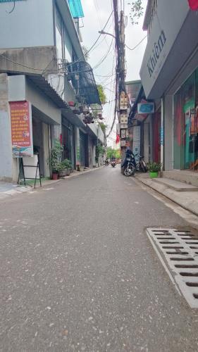 MẶ TIỀN KINH DOANH GẦN CHỢ - 6 TẦNG THANG MÁY - GA RA Ô TÔ - GẦN ĐƯỜNG LÝ SƠN - 1