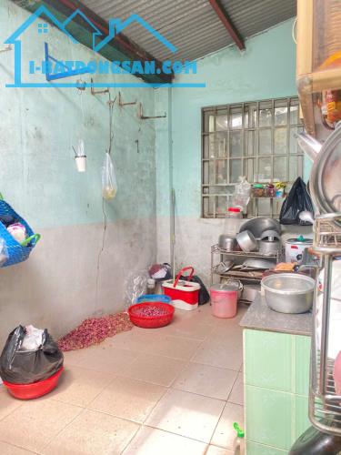 NGƯỜI QUEN GỬI BÁN CĂN NHÀ CẤP 4 GẦN TRƯỜNG LÊ HỒNG PHONG - 2