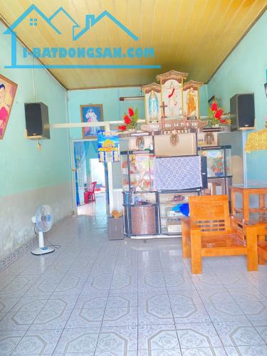NGƯỜI QUEN GỬI BÁN CĂN NHÀ CẤP 4 GẦN TRƯỜNG LÊ HỒNG PHONG - 1