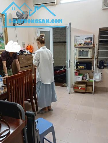 Thuỵ Khuê 27m2- Ngõ thẳng tắp, thông và thoáng - Mặt tiền rộng 4.5M