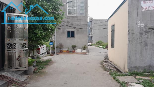 Bán Đất Chợ Hoa Quả, Đường Cầu Bính, Sở Dầu, HB, HP - Chỉ 2,7 Tỷ/45m2