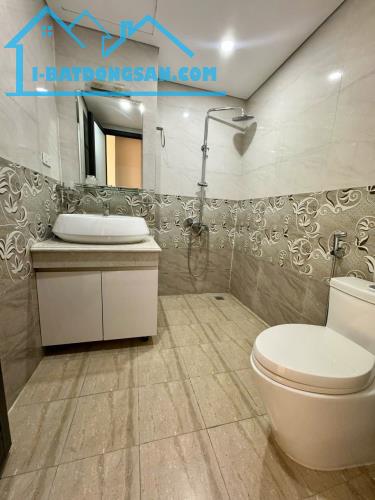 Cho thuê lâu dài nhà 5 tầng, nhà mới,nội thất mới ,oto đỗ cửa ngõ 462 Ngọc Thuỵ, Long Biên - 8