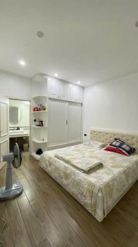 Chính chủ bán nhà riêng ngõ 69a Hoàng Văn Thái oto, vỉa hè, 47m2 x 5 Tầng - sổ vuông đẹp - 3