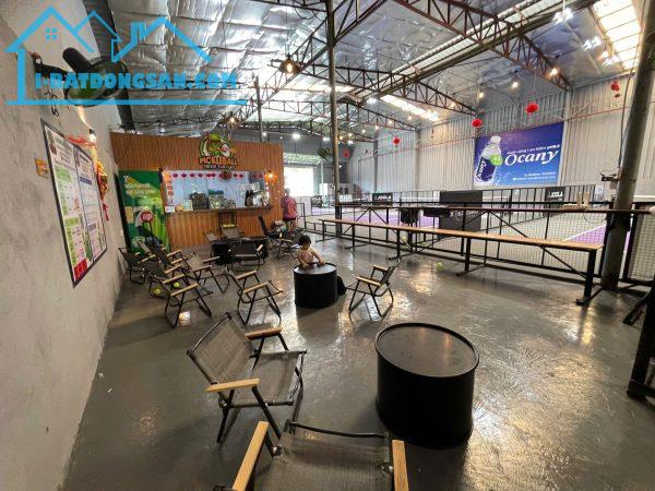Thủ Đức  ! Sang nhượng sân pickleball DT : 1500m2 , có 5 sân , mái che và Quán Cafe + 2 - 3