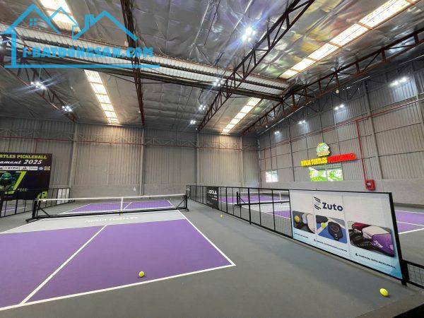 Thủ Đức  ! Sang nhượng sân pickleball DT : 1500m2 , có 5 sân , mái che và Quán Cafe + 2 - 4