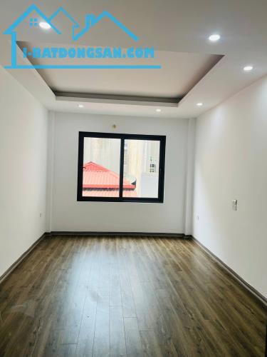 Bán nhà riêng 6,5 tỷ, 28 m2, 3PN, Hạ Đình, Thanh Xuân, full nội thất, view đẹp. - 1