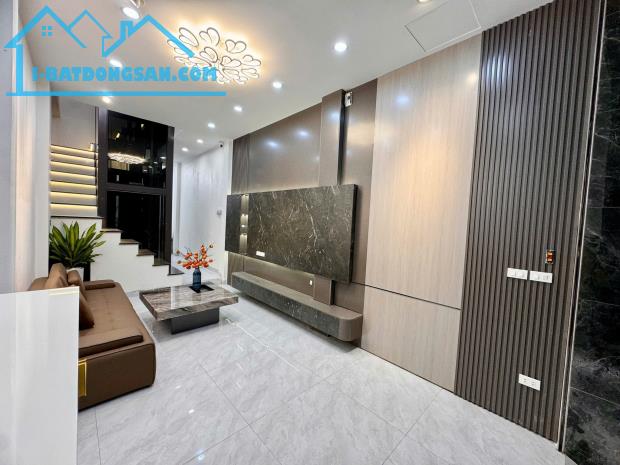 Quá đẹp nhà Vạn Phúc HĐ 45mx 5T, thang máy, Full nội thất cao cấp, ô tô vào nhà giá 9.6 tỷ