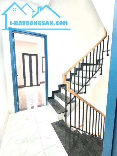 [Quận 3] Bán nhà đẹp mới xây trong Nguyễn Đình Chiểu, CMT8, Nguyễn Thượng Hiền, 4PN