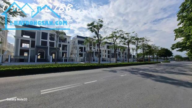 BÁN BIỆT THỰ ĐƠN LẬP 360M2 HÀNG HIẾM ĐẸP NHẤT TẠI CIPUTRA NAM THĂNG LONG HÀ NỘI - 2