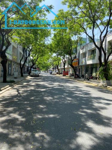 ⭐️⭐️⭐️Bán căn nhà 2.5 tầng trục shophouse khu đô thị FPT, sát Nam Kỳ Khởi Nghĩa - 1