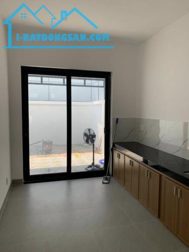 Bán nhà 2.5 tầng trục shophouse khu FPT, dòng tiền 15tr/th, Hòa Hải, Ngũ Hành Sơn 6 tỷ - 1