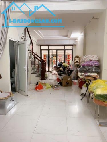 BÁN NHÀ MẶT NGÕ KIM GIANG, NGÕ THÔNG Ô TÔ QUA NHÀ, KINH DOANH ĐỈNH, SỔ VUÔNG VẮN - 3