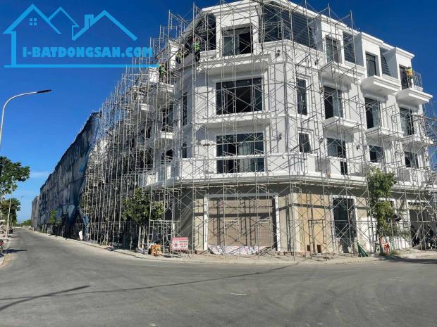 CHỈ VỚI 900TR TƯƠNG ĐƯƠNG 15% TRÊN 6,3 TỶ SỞ HỮU NGAY CĂN NHÀ PHỐ MẶT BIỂN BÌNH SƠN - 4