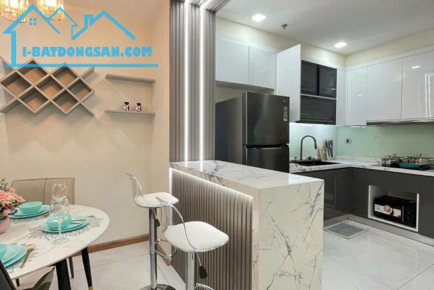 Vinhomes Central Park  Căn hộ 2PN đầy đủ nội thất với tiện nghi hiện đại và vị trí đắc - 2