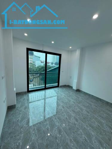 Cho thuê nhà Mặt Phố Tam Trinh, 5 tầng KD kết  hợp ở lại 14 Triệu/tháng - 2