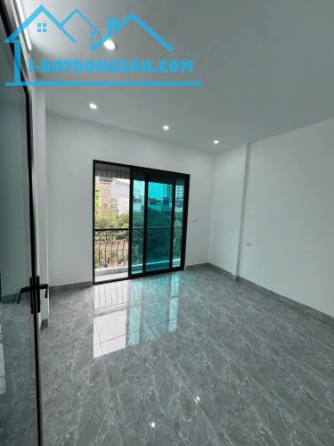 Cho thuê nhà Mặt Phố Tam Trinh, 5 tầng KD kết  hợp ở lại 14 Triệu/tháng - 3