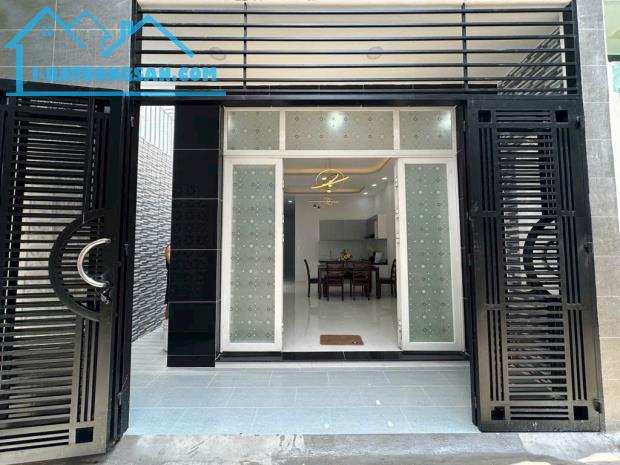 BÁN NHÀ CHIẾN LƯỢC GIÁP Q.6 - NGANG 5M - NỞ HẬU TÀI LỘC - 77M2 CHỈ NHỈNH 4 TỶ - 1