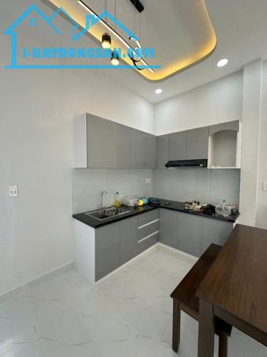 BÁN NHÀ CHIẾN LƯỢC GIÁP Q.6 - NGANG 5M - NỞ HẬU TÀI LỘC - 77M2 CHỈ NHỈNH 4 TỶ - 4