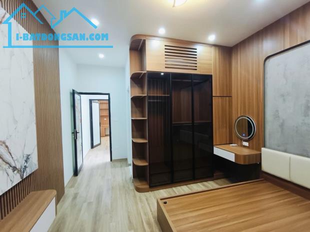 Nhà Phố Nguyễn Phúc Lai 43m 4 tầng 4m mặt tiền 15.5 tỷ - 3